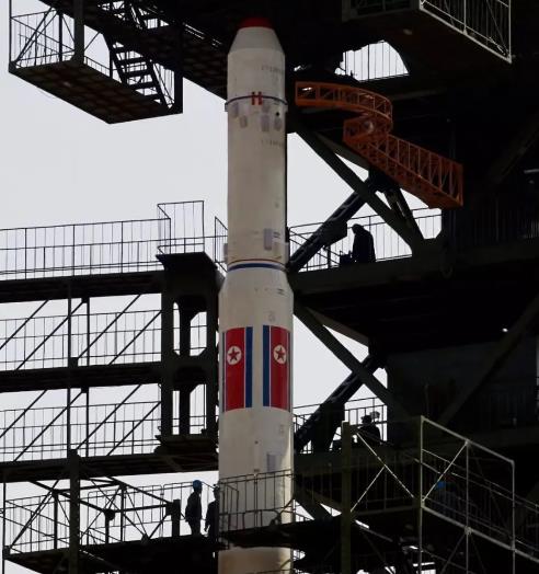 2016年2月7日朝鲜成功发射“光明星4号”卫星
